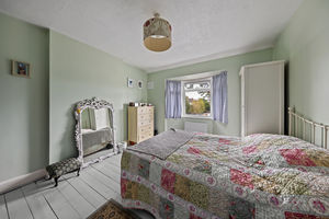 Bedroom- click for photo gallery